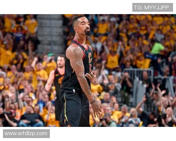 2018年NBA东部决赛第四场骑士与凯尔特人激战回顾与精彩瞬间分析